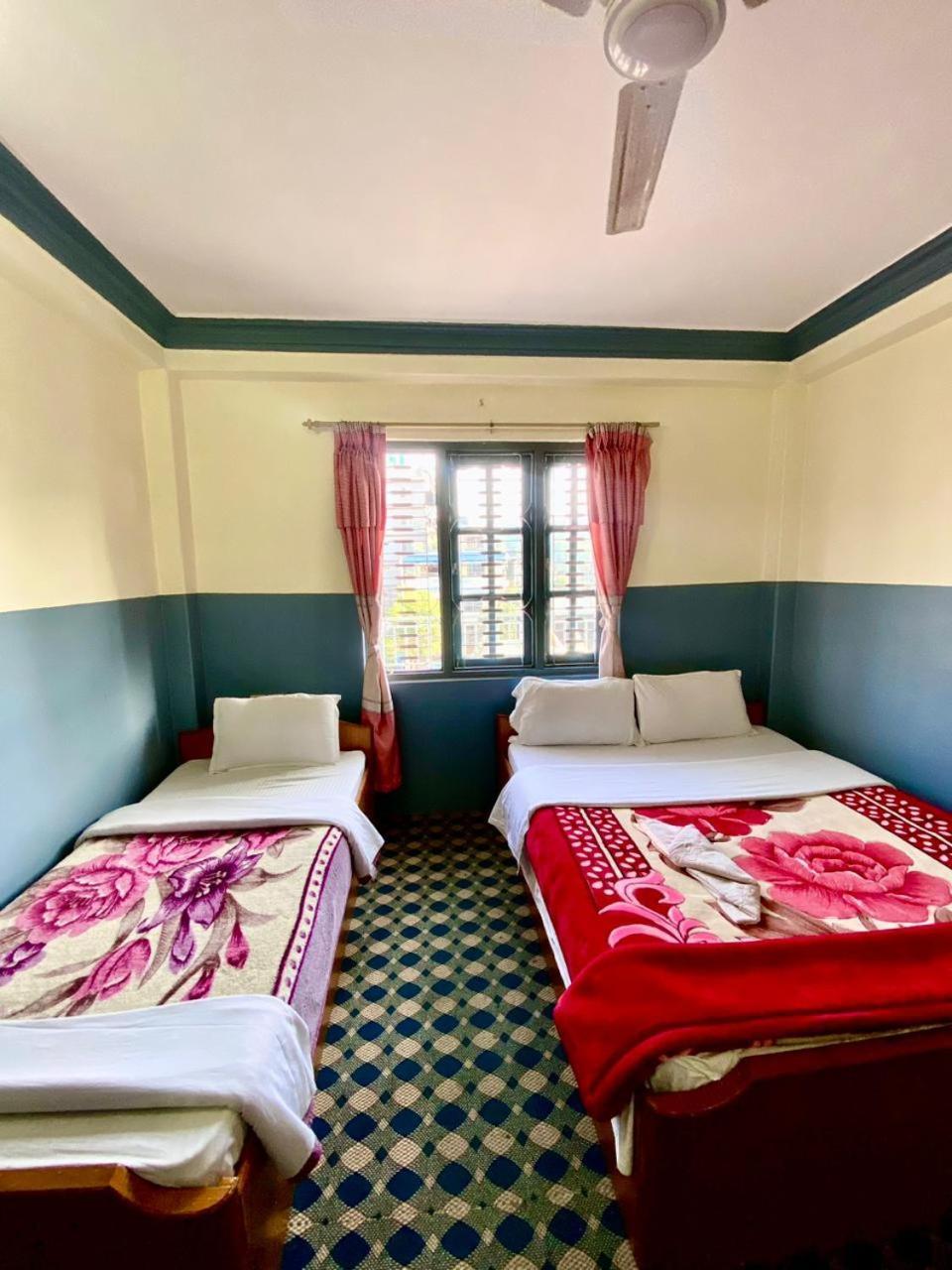 Hotel Piya Pvt Ltd بوكْرا المظهر الخارجي الصورة