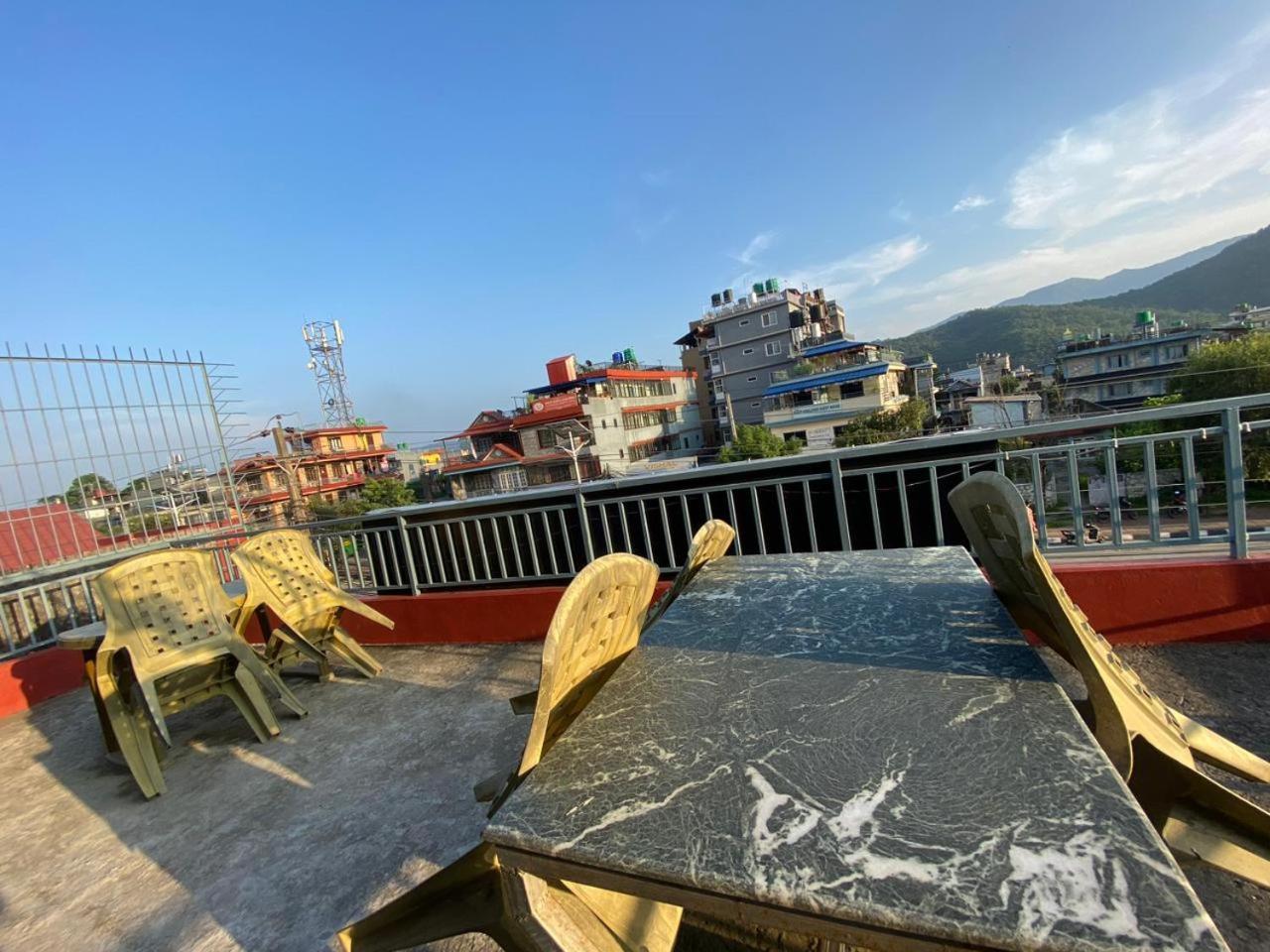 Hotel Piya Pvt Ltd بوكْرا المظهر الخارجي الصورة