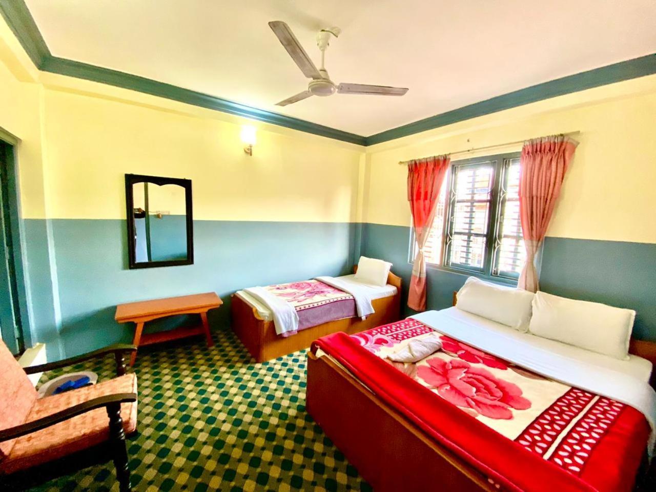 Hotel Piya Pvt Ltd بوكْرا المظهر الخارجي الصورة
